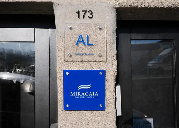 Miragaia - Riverside Suites - Adults Only OOporto